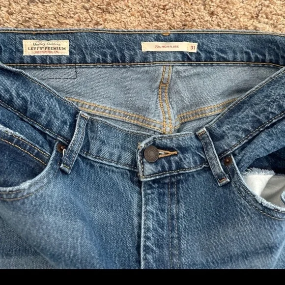 Levi's Premium 70'S HIGH RISE FLARE WOMEN'S JEANS size 31 - Picture 7 of 12